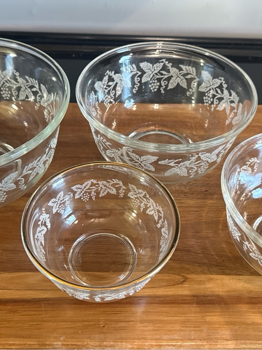 Vintage Mixing Bowls Bartlett Collins "Etched Grape" pattern Set Of 4 - HDTote1